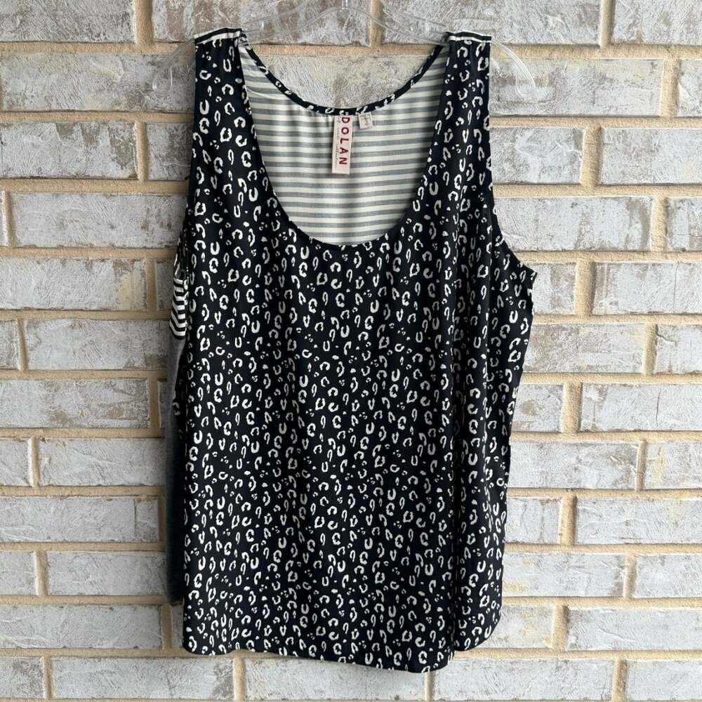 DOLAN Sleeveless Scoop Neck Black/White Mix Print Tank Top Size XL.
